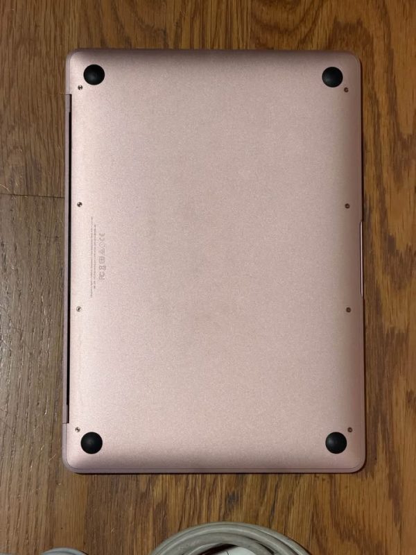 Apple MacBook (Retina, 12-inch, Early 2016), 1.2 GHz Dual-Core Intel Core m5, 8GB RAM, 512 GB SSD