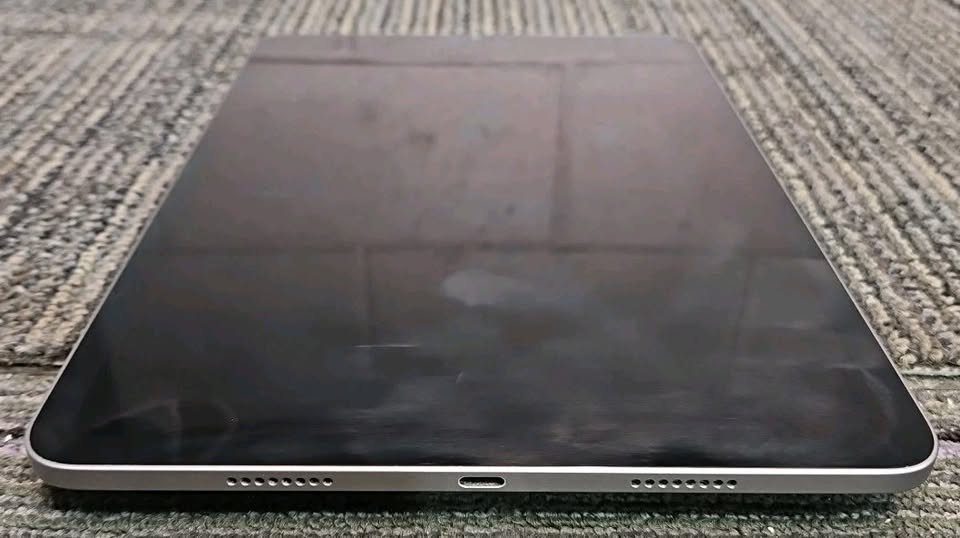 Apple A2759 (mnxd3ll/a) Ipad Pro (4th Gen) 11" Tablet 2 Apple A2759 (mnxd3ll/a) Ipad Pro (4th Gen) 11" Tablet