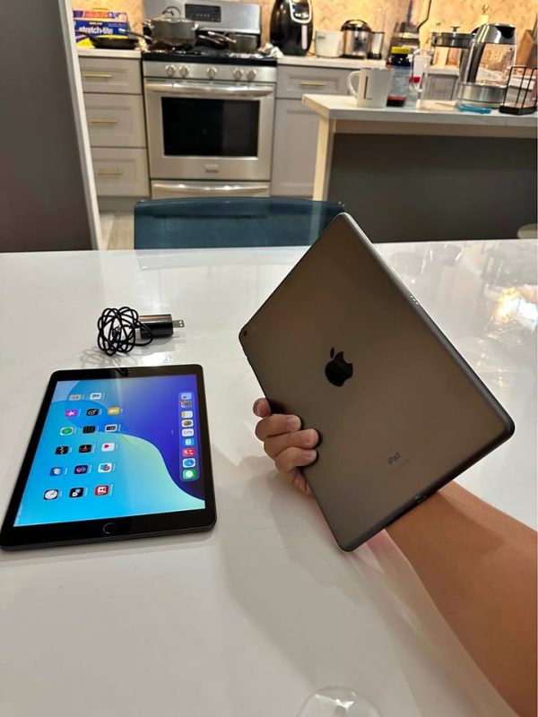 2 Ipad 7th generation ($140 for each)