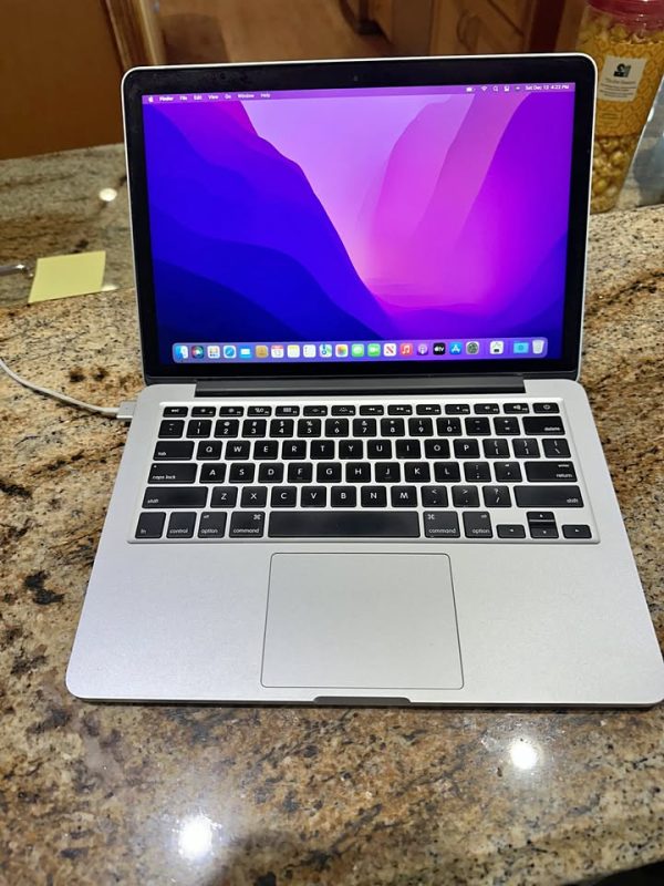 Laptop Apple MacBook Pro Computer