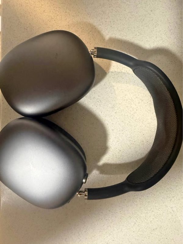 AirPods Max Space Gray