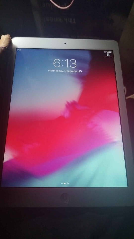 2013 Apple iPad Air 1Gen