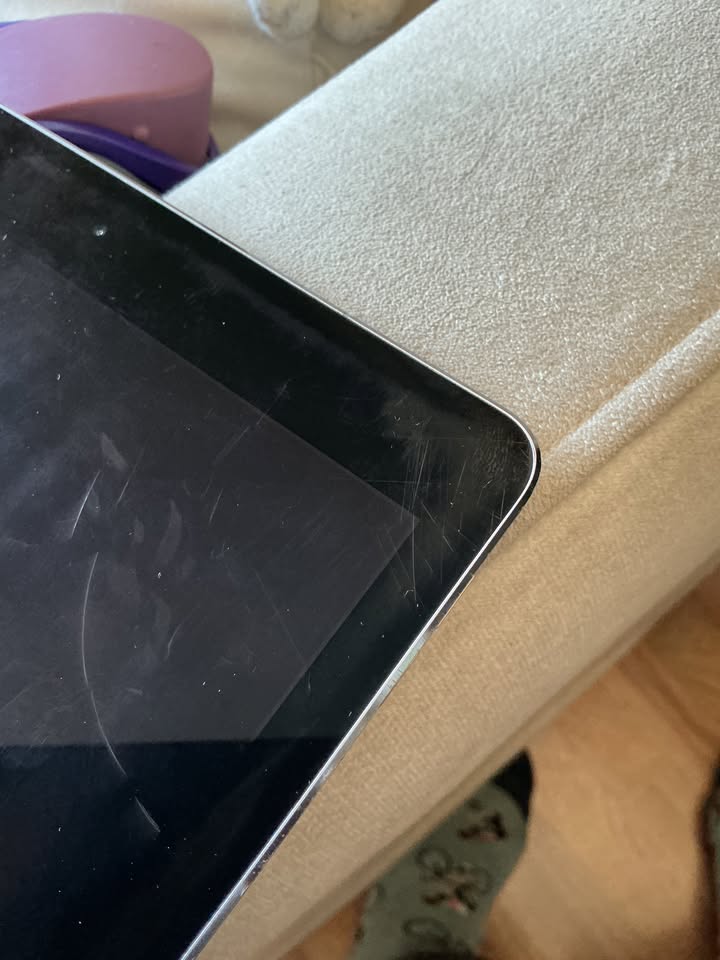 iPad Pro 9.7" 1 iPad Pro 9.7"