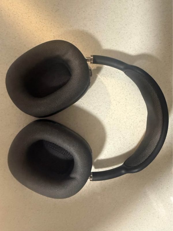 AirPods Max Space Gray