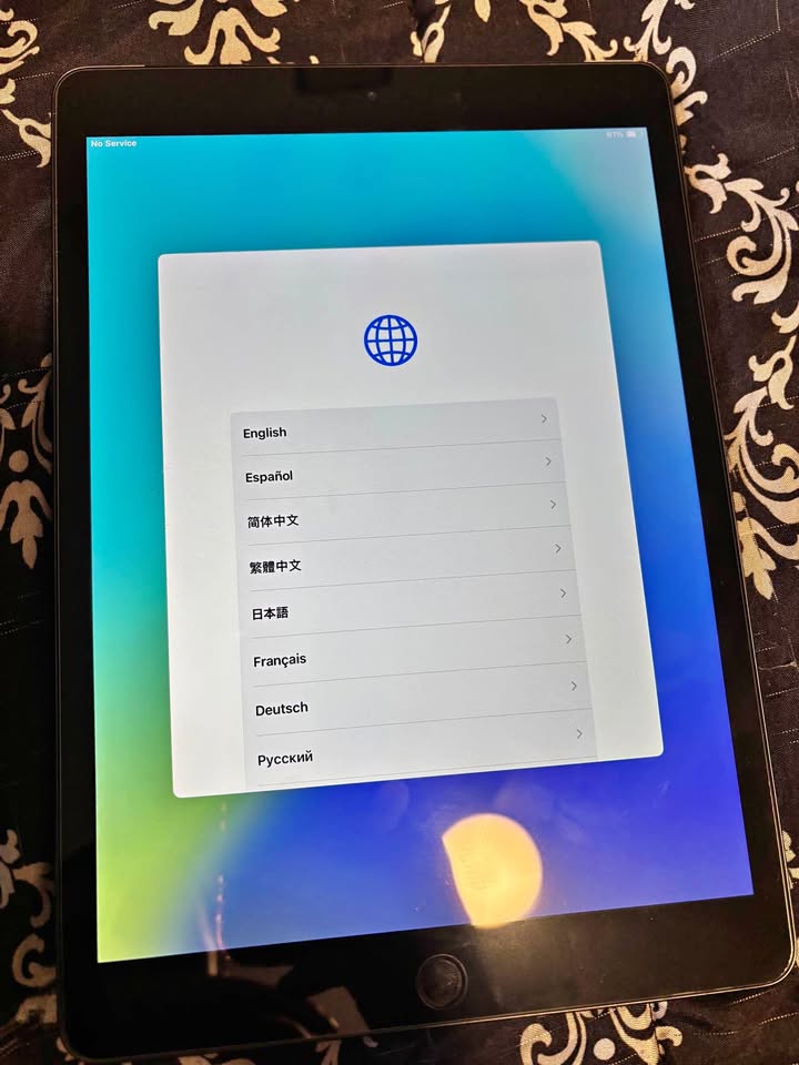 10th generation iPad 1 10th generation iPad