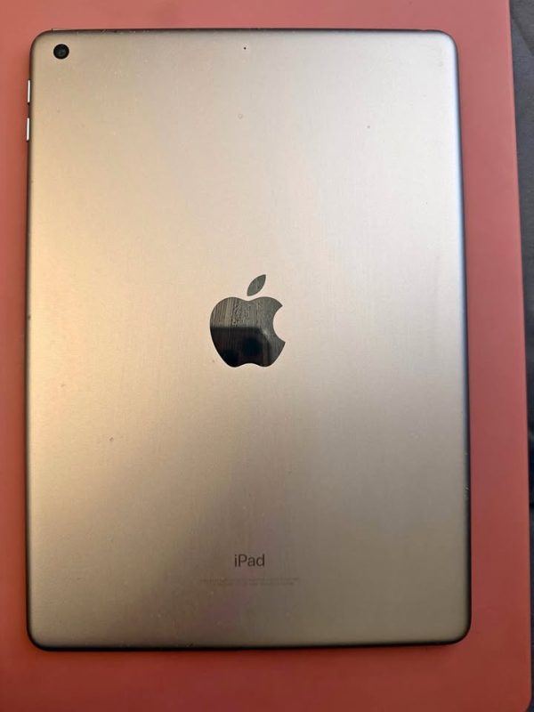 Ipad (6th Generation) - 128 gb