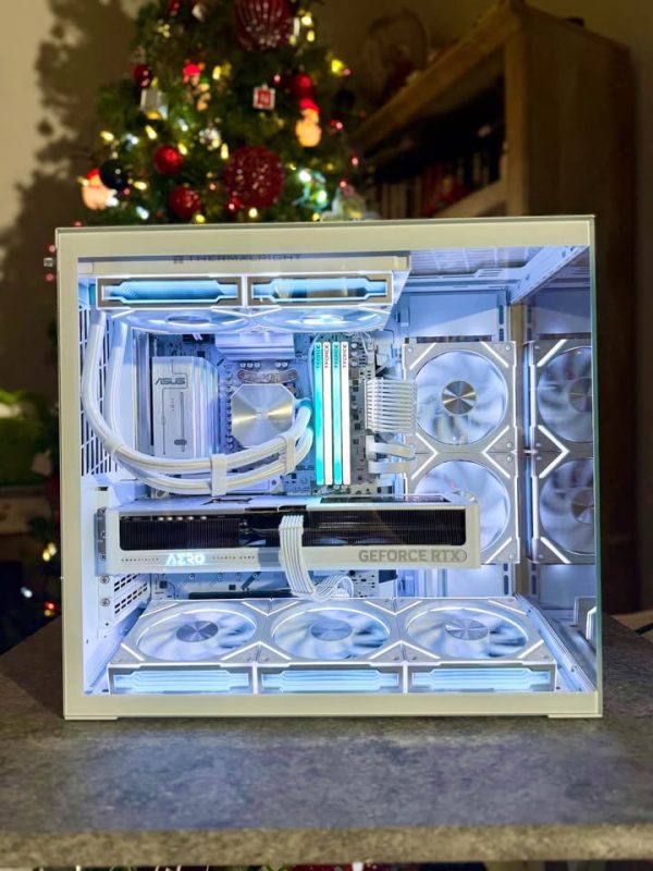 AMD Ryzen 9600X - RTX 5070 OC - Editing Workstation / Gaming PC