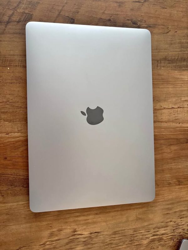 Macbook Air (M1,2020)