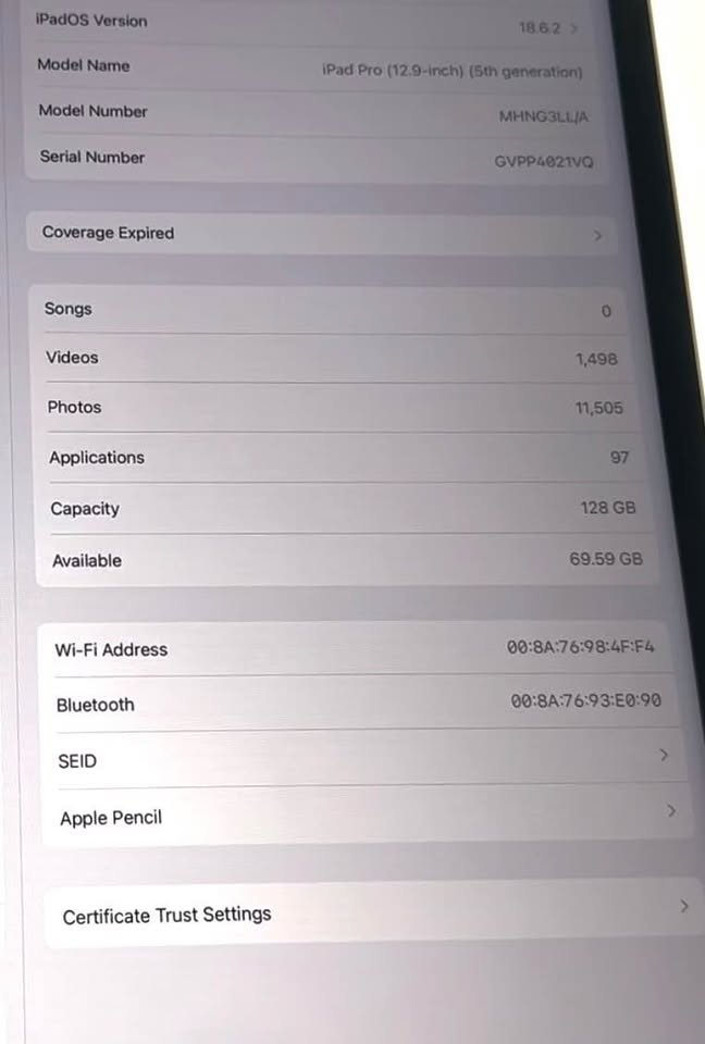 Beautiful iPad Pro 5th Edition and Apple Pen 1 Beautiful iPad Pro 5th Edition and Apple Pen
