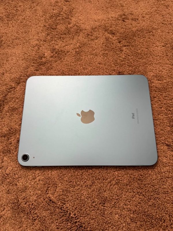 iPad (4) 10th generation