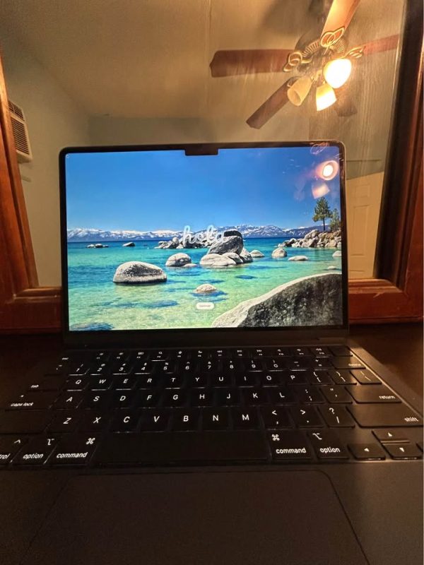 Apple M2 MacBook Air