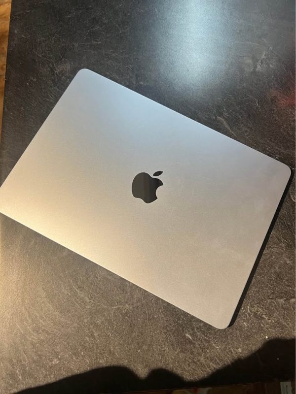 Apple 2025 Macbook Air 13 inch laptop with M4 chip
