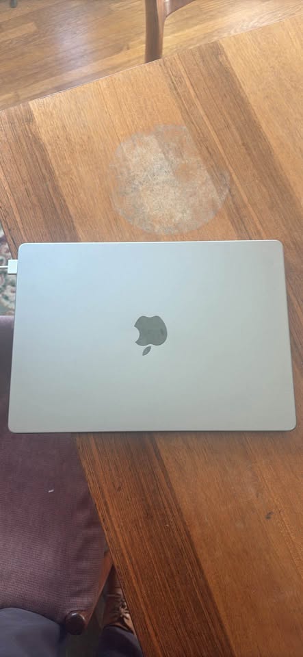 14Inch MacBook Pro Model A2442