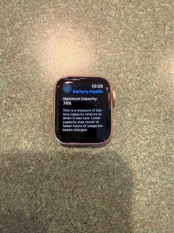 Apple Watch Series 6 - 40mm (Gold)