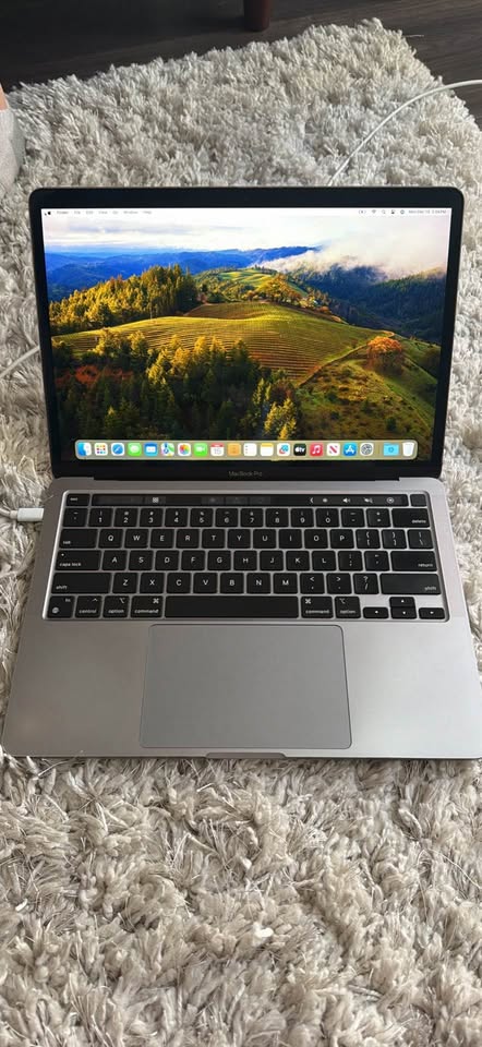 MacBook Pro M1 2020 13in 8GB RAM 256GB SSD 3 MacBook Pro M1 2020 13in 8GB RAM 256GB SSD