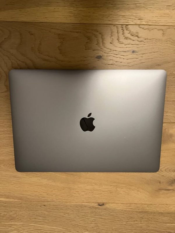 MacBook Pro 13 inch 2016 500GB