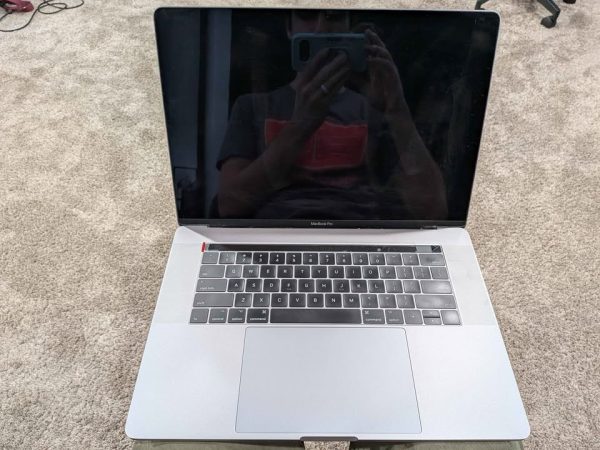 15 inch 2016 MacBook Pro Laptop