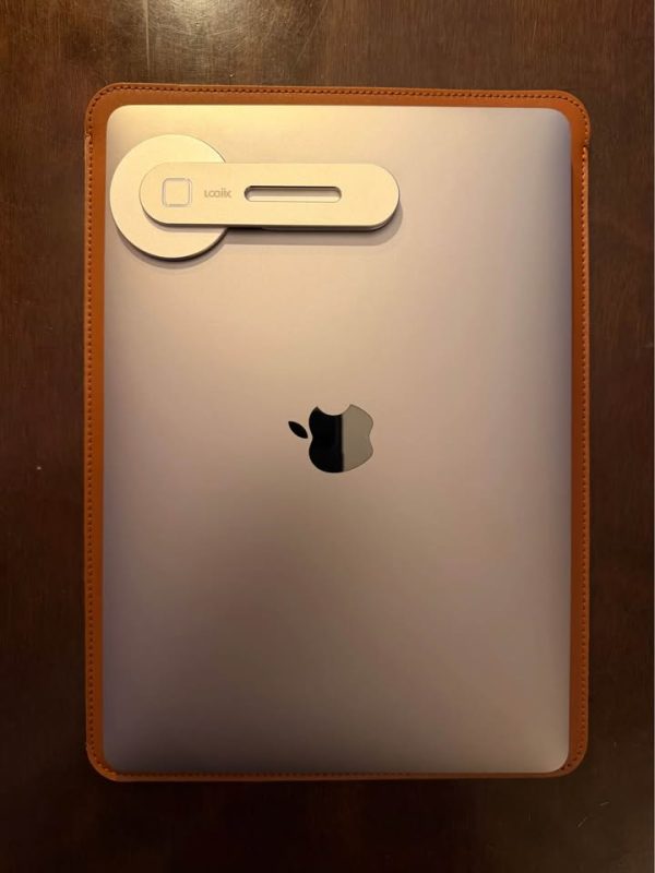 MacBook Air M1 (2020) – Like New Condition