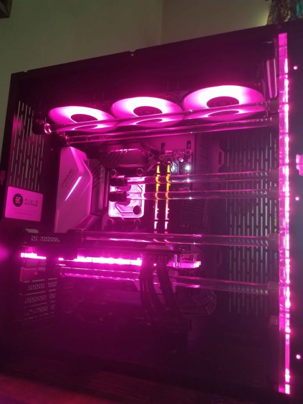 Ek Fluid Gaming PC