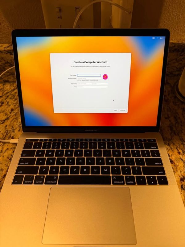MacBook Pro 13”