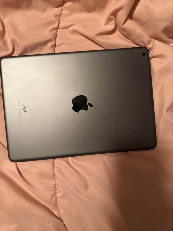 iPad 9th generation 1 iPad 9th generation