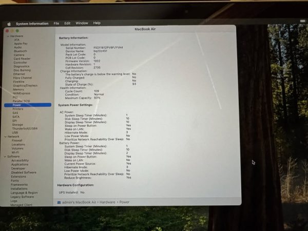 Apple MacBook Air 13" - Excellent Condition