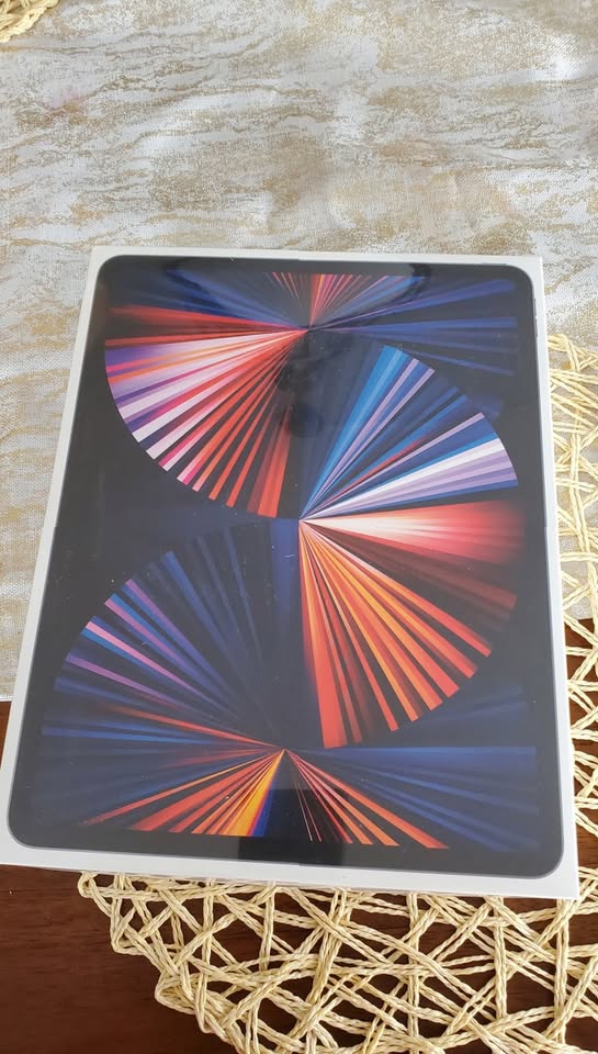 2022 Apple 12.9-inch iPad Pro(6th Generation)