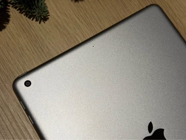 iPad 5th Generation 128GB Space Gray