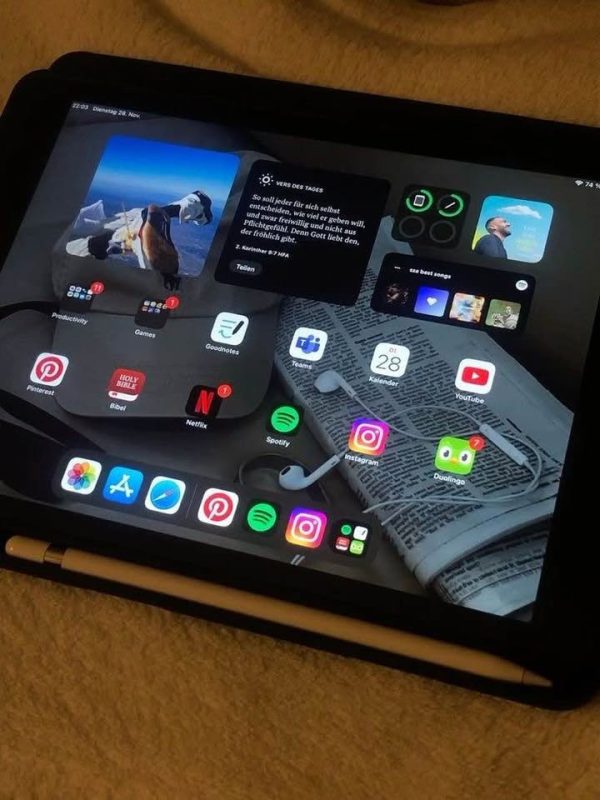 Apple iPad 9th Generation (2021) – Great Condition