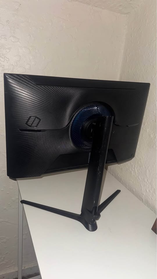 Honda Odyssey G30D 144hz monitor