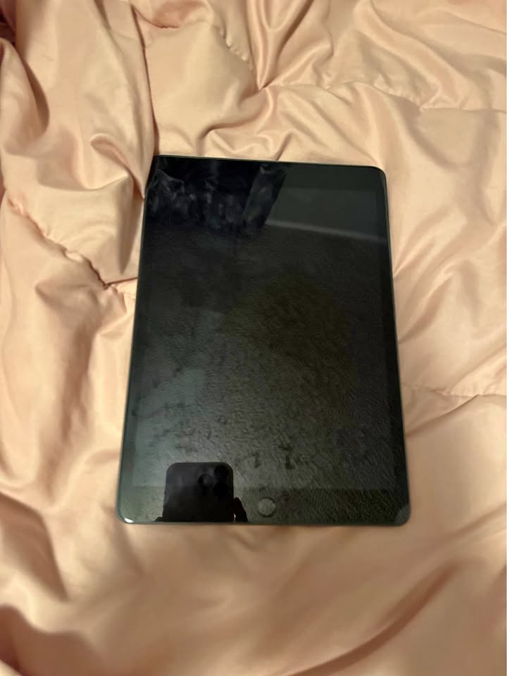 iPad 9th generation 2 iPad 9th generation