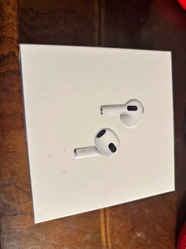 Apple AirPods