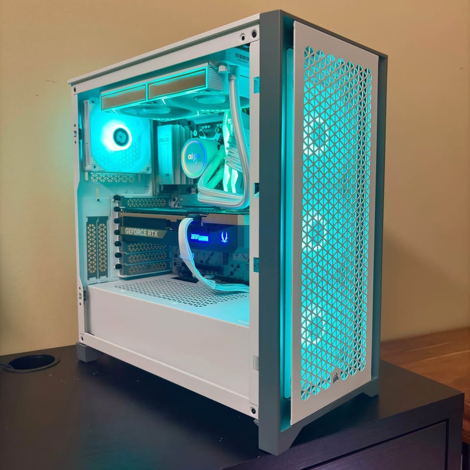 White RTX Gaming/Streaming PC - RTX 5080 + Ryzen 7 9000 6 White RTX Gaming/Streaming PC - RTX 5080 + Ryzen 7 9000