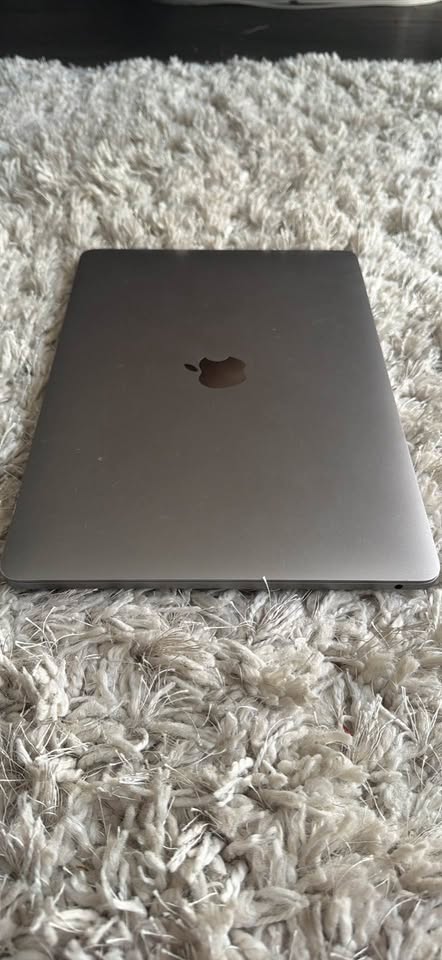 MacBook Pro M1 2020 13in 8GB RAM 256GB SSD 7 MacBook Pro M1 2020 13in 8GB RAM 256GB SSD