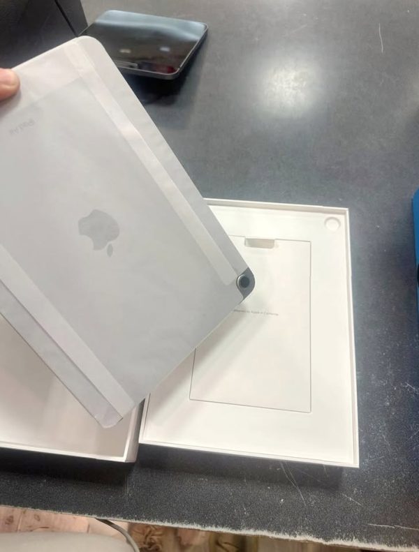 iPad Air 11 inch M2 1C93