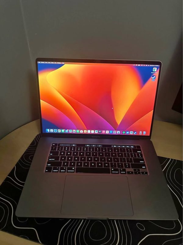 Macbook Pro 16