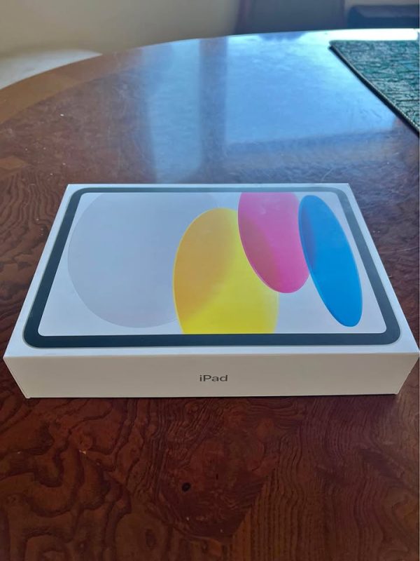 Apple - 11-inch iPad A16 chip with Wi-Fi - 128GB - Silver