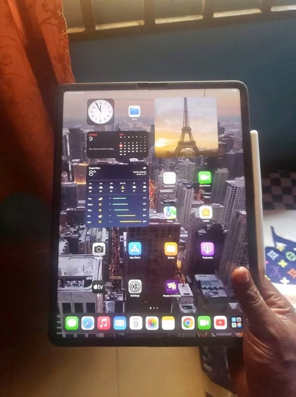 2022 Apple 12.9-inch iPad Pro(6th Generation)