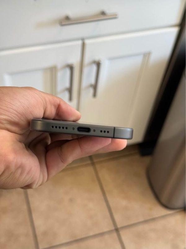 iPhone 17 256GB Unlocked 100%